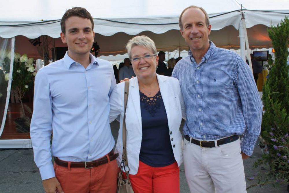 Hinckley Yacht Services, Portsmouth RI Yacht Insider's Guide