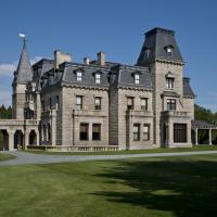 Chateau-sur-Mer front facade | Gavin Ashworth – Courtesy of The Preservation Society of Newport County