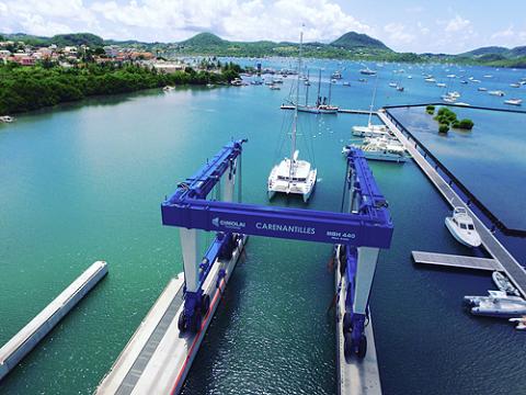 arenantilles Shipyard, equipped with brand new 440-Ton & 80-Ton Travelifts