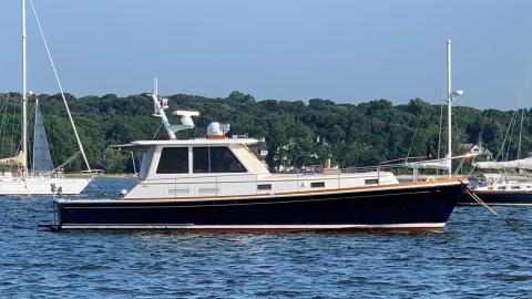 ALLEGRO, 2005 Grand Banks Eastbay 43 ALLEGRO, 2005 Grand Banks Eastbay 43