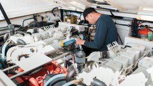 Engine service Engine service