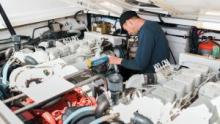 Engine service Engine service